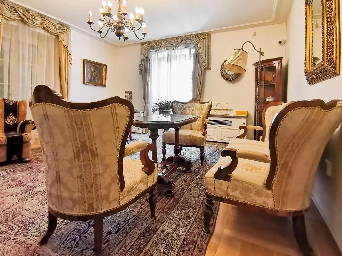 Monarchy Residence Budapest Hotel