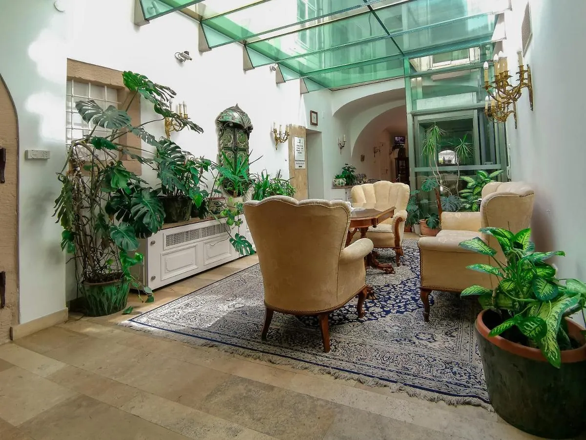 Monarchy Residence Budapest 0*,