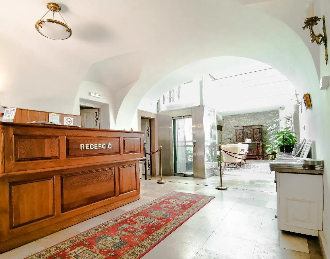 Monarchy Residence Budapest Hotel