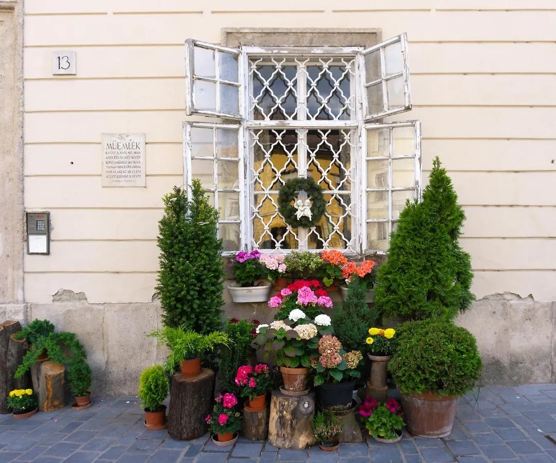 Monarchy Residence Budapest