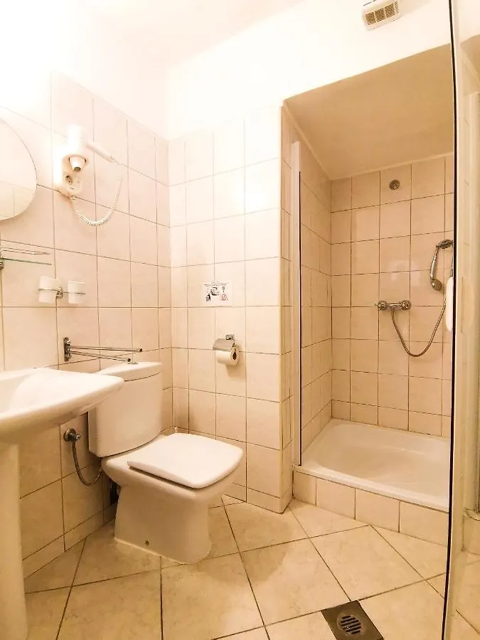 Monarchy Residence Budapest 0*,